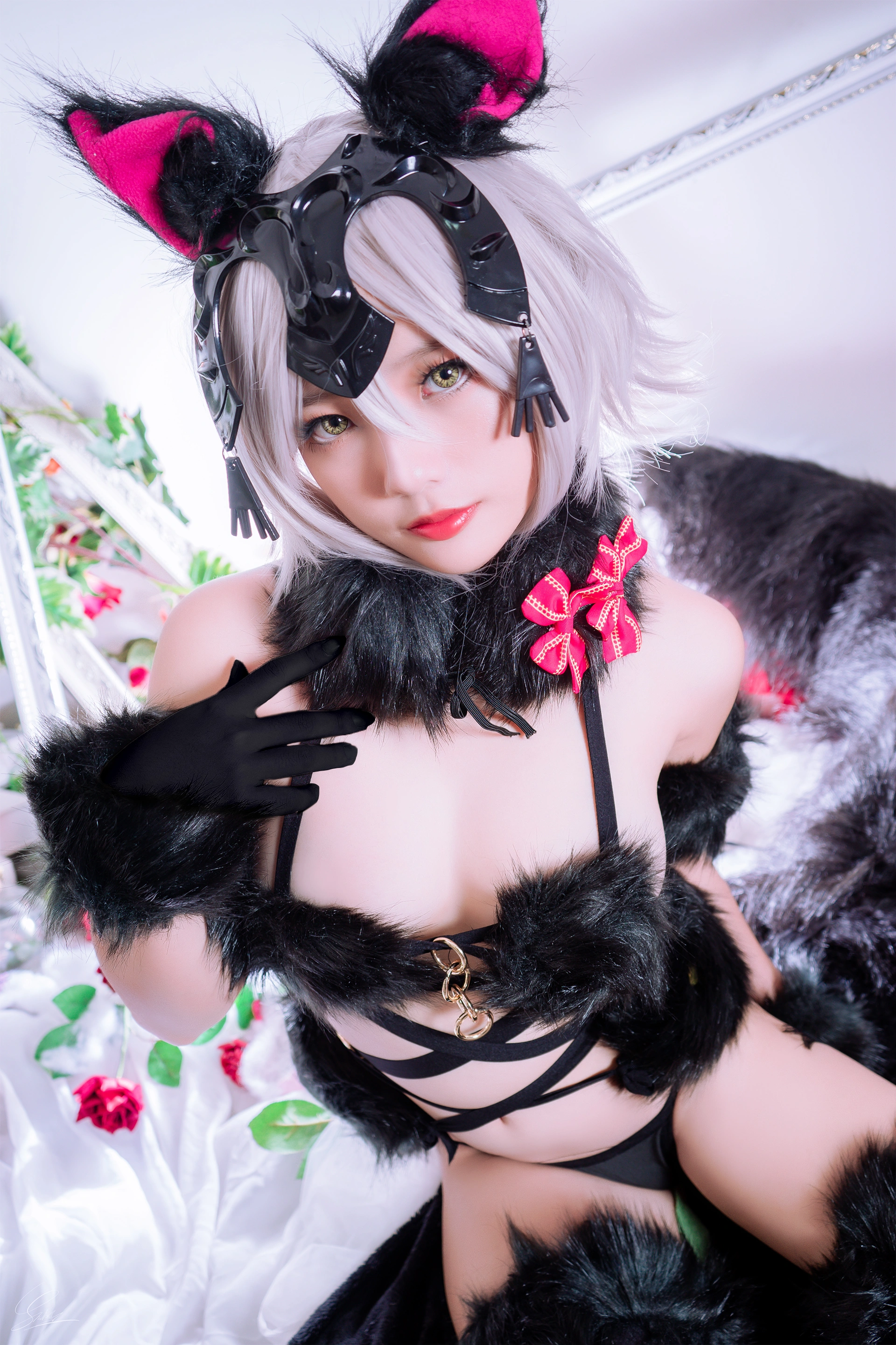 Messie Huang NO.001 Jeanne Alter Wolf 2