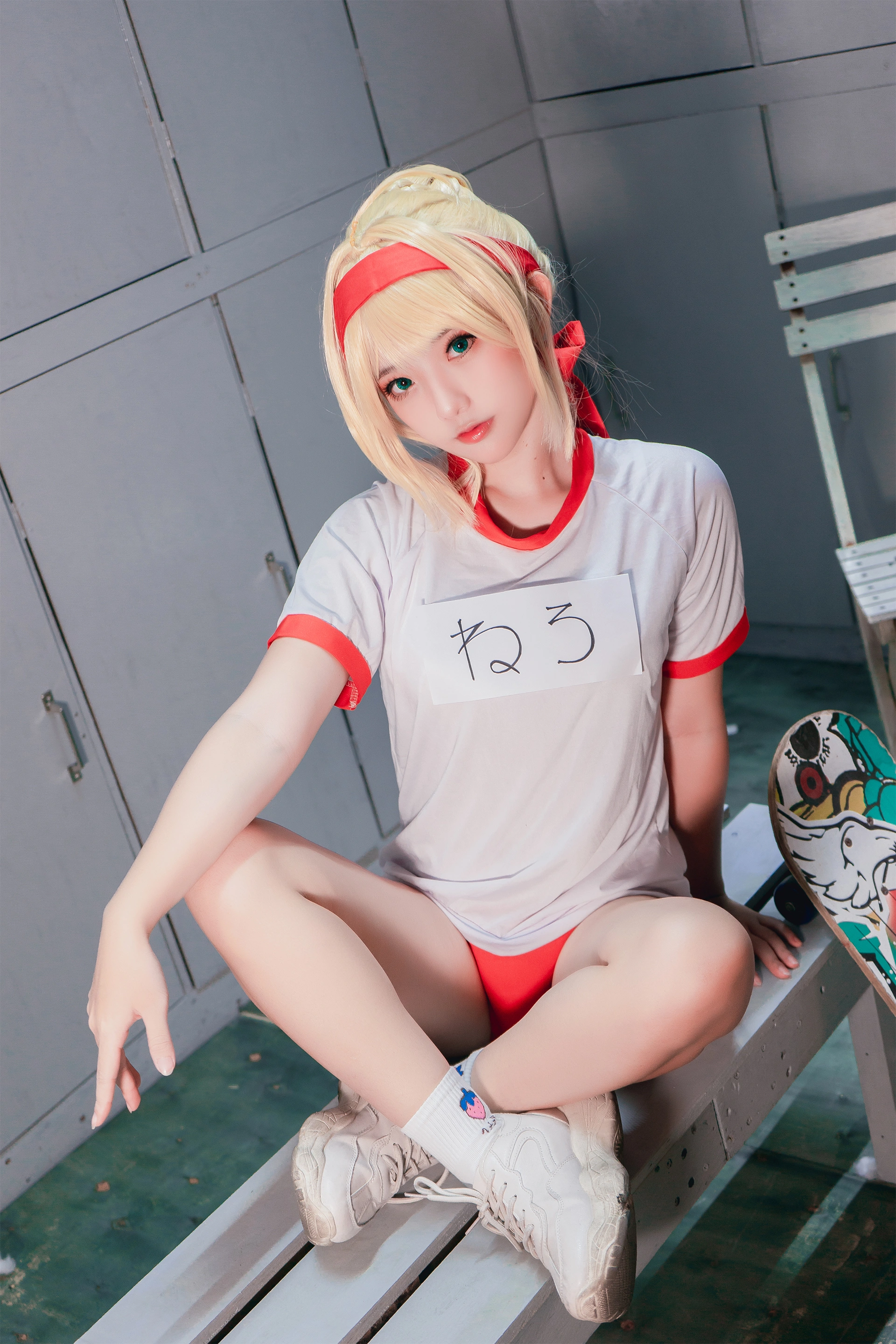 Messie Huang NO.009 Nero 2